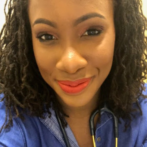 Meet your Posher, Faye - Picture 1 of 1